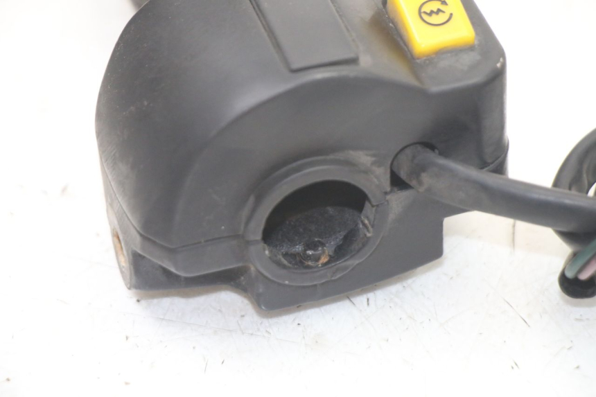 photo de COMMODO DROIT PEUGEOT KISBEE 2T 50 (2010 - 2017)