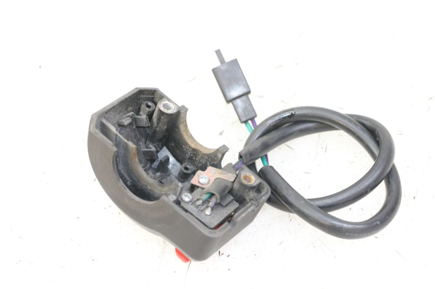 photo de COMMODO DROIT PEUGEOT KISBEE 4T 50 (2018 - 2022)