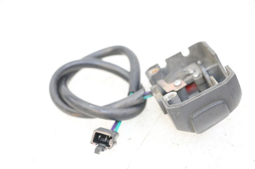 photo de COMMODO DROIT PEUGEOT KISBEE 4T 50 (2018 - 2022)