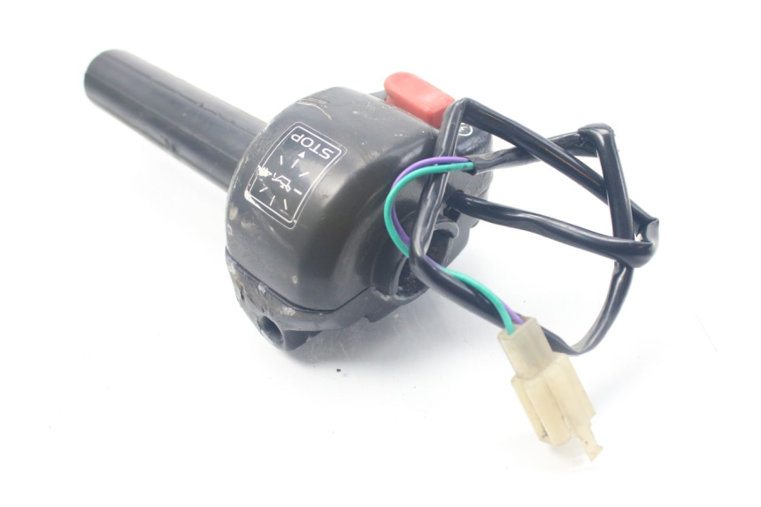 photo de COMMODO DROIT PEUGEOT LUDIX SNAKE 2T 50 (2004 - 2014)