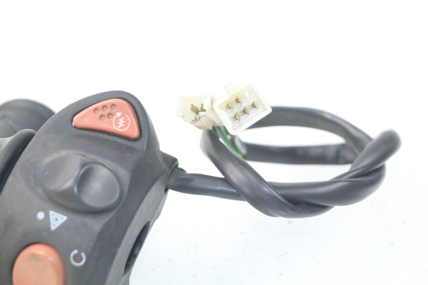 photo de COMMODO DROIT PEUGEOT SATELIS 300 (2012 - 2015)