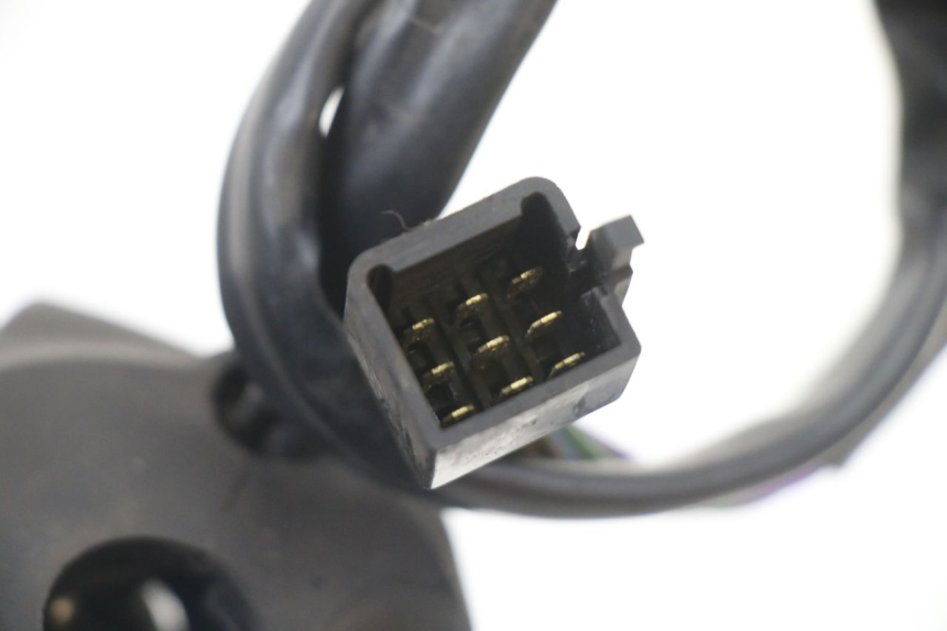 photo de COMMODO DROIT PEUGEOT SATELIS 125 (2013 - 2018)
