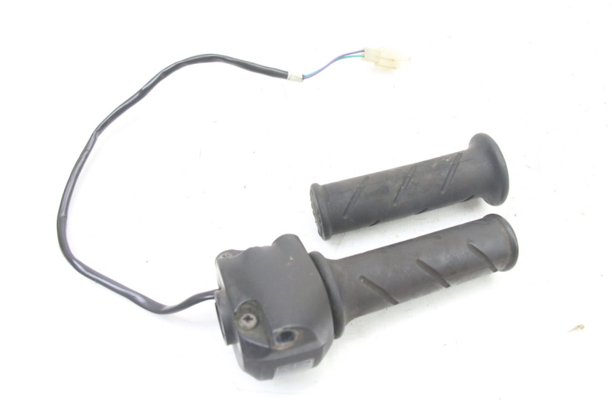 photo de COMMODO DROIT PEUGEOT TREKKER TKR 50 (2005 - 2014)