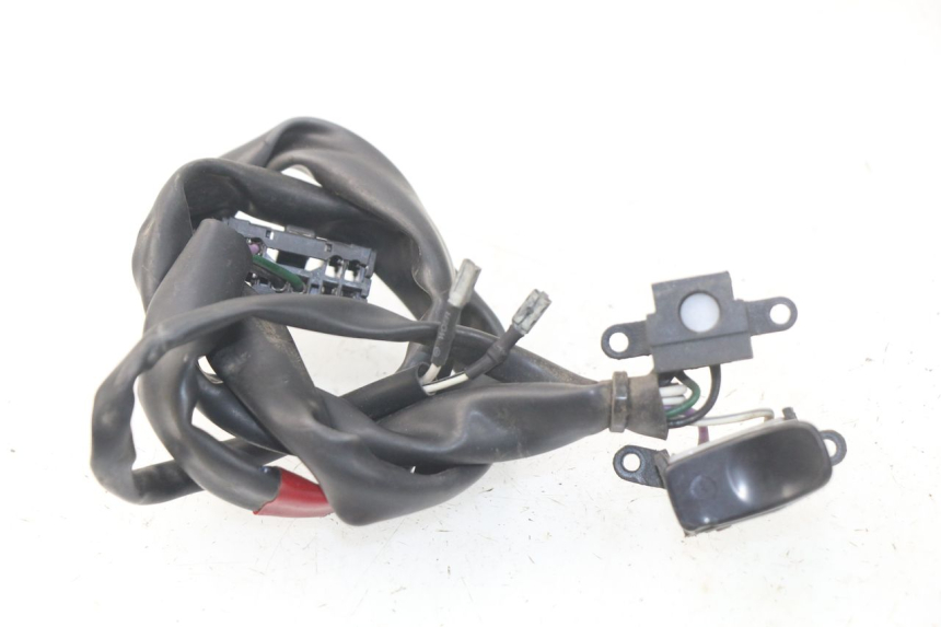 photo de COMMODO DROIT PIAGGIO VESPA SPRINT 2T 50 (2014 - 2018)