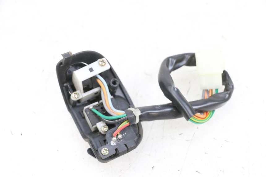 photo de COMMODO DROIT EFUN PUSA 1 - Autre angle de vue