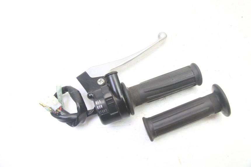 photo de COMMODO DROIT YAMAHA PW 50 (1984 - 2020)