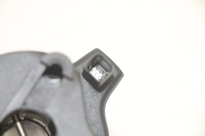 photo de COMMODO DROIT BMW R GS 1250 (2021 - 2024) - État de surface