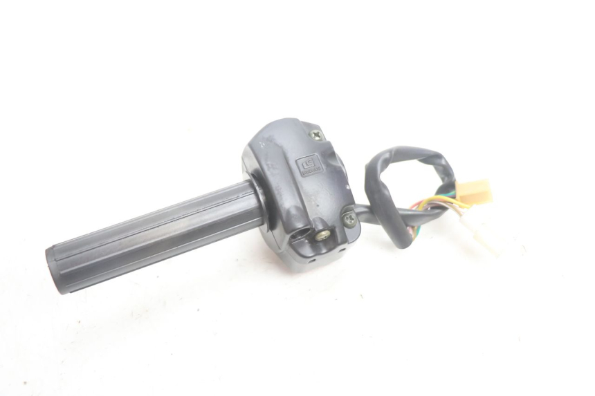 photo de COMMODO DROIT TNT MOTOR ROMA 10' 2T 50 (2011 - 2018) - Gros plan technique