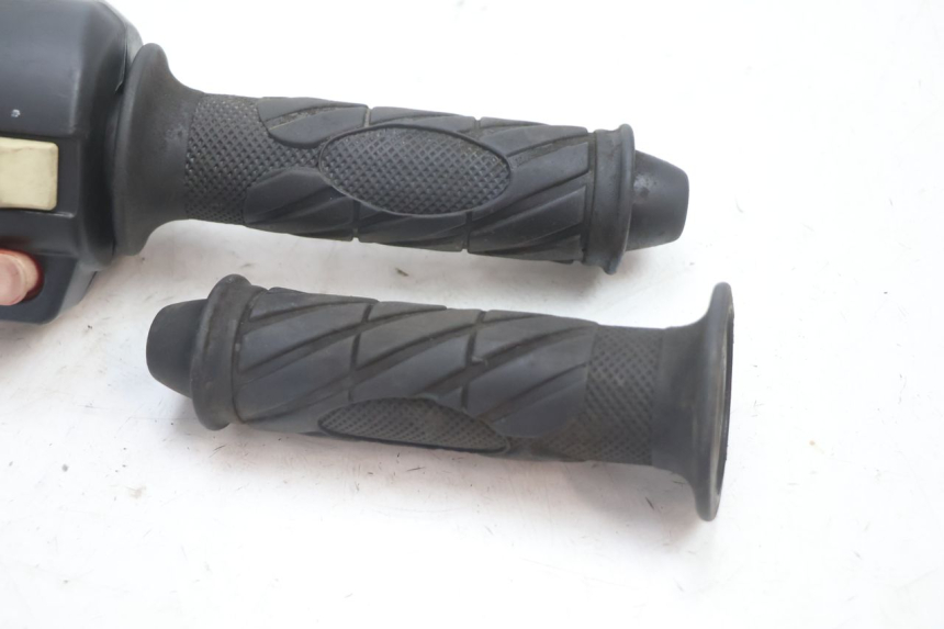 photo de COMMODO DROIT KEEWAY RY6 2T 50 (2011 - 2019) - Zoom état d’usage