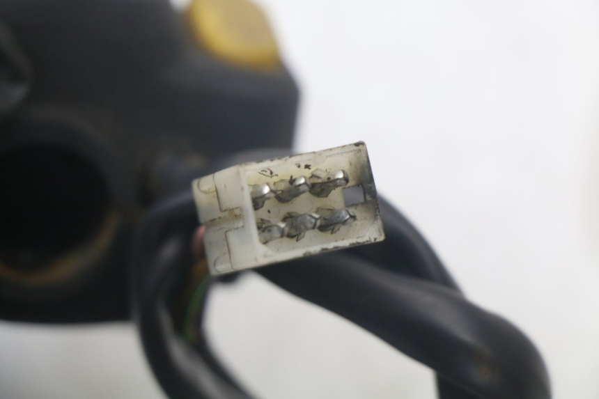 photo de COMMODO DROIT PEUGEOT SPEEDFIGHT 100 (1997 - 2007) - Marquages et références