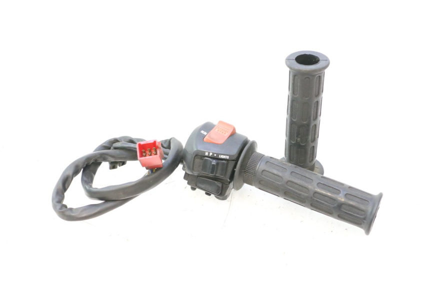 photo de COMMODO DROIT HONDA ST PAN EUROPEAN 1100 (1990 - 2002) - Vue principale