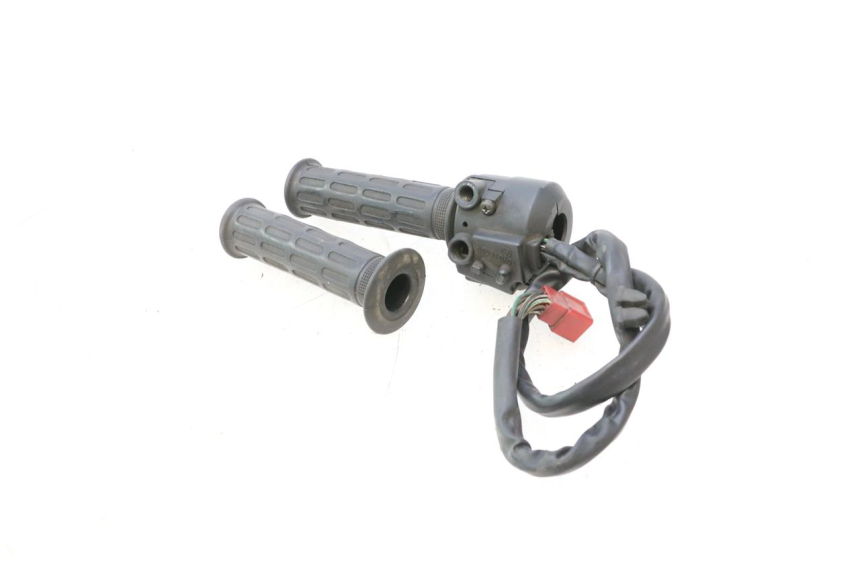 photo de COMMODO DROIT HONDA ST PAN EUROPEAN 1100 (1990 - 2002) - Pièce contrôlée