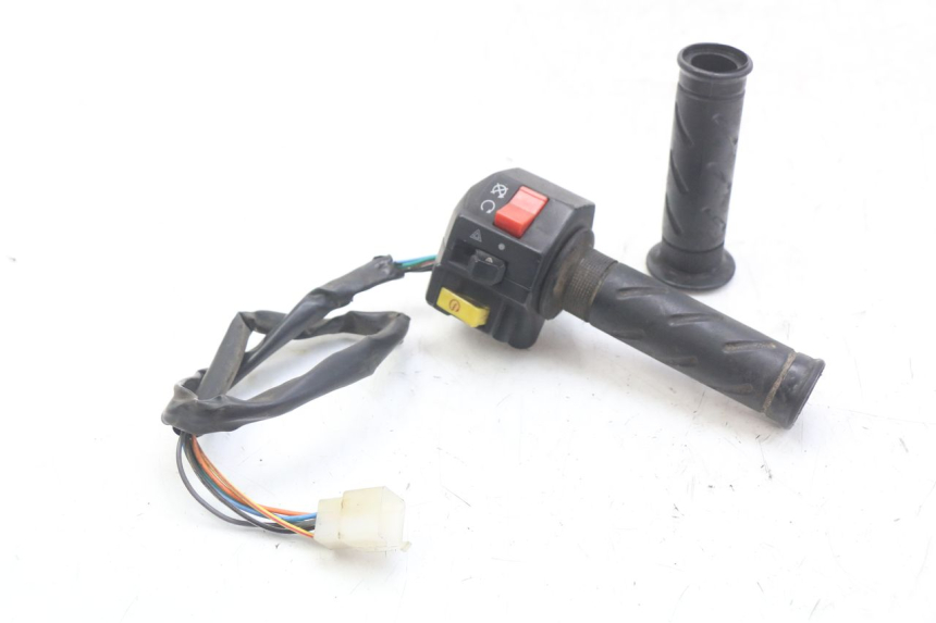 photo de COMMODO DROIT RAZZO STEED 125 (2012 - 2018) - Vue principale