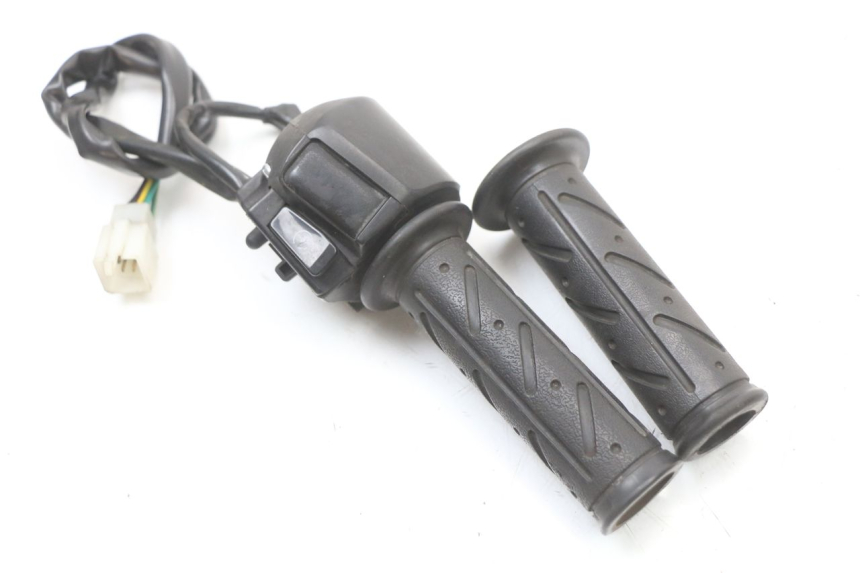 photo de COMMODO DROIT KYMCO SUPER 8 4T 50 (2021 - 2024)