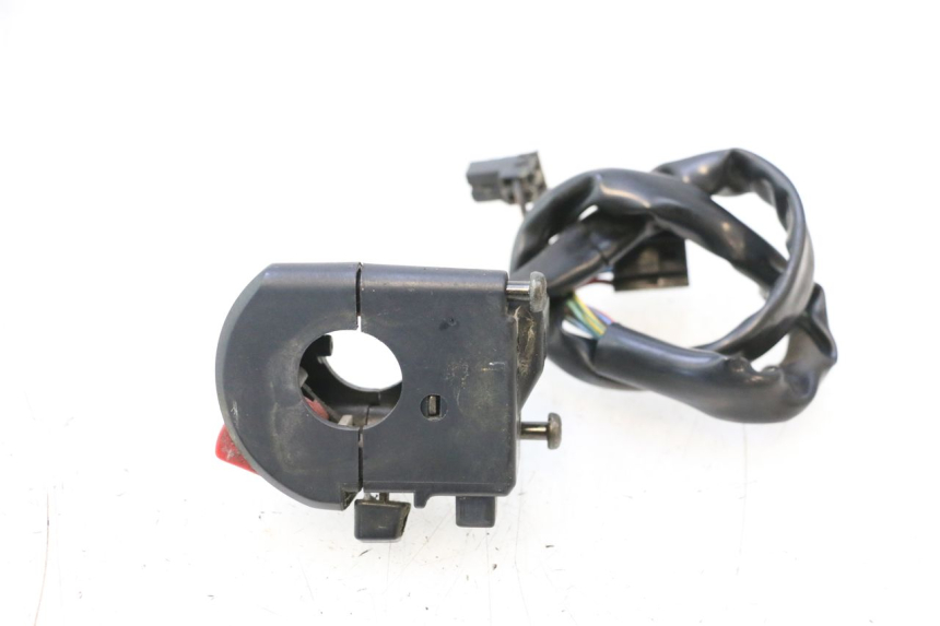 photo de COMMODO DROIT SUZUKI SV S 650 (2003 - 2009) - Autre angle de vue