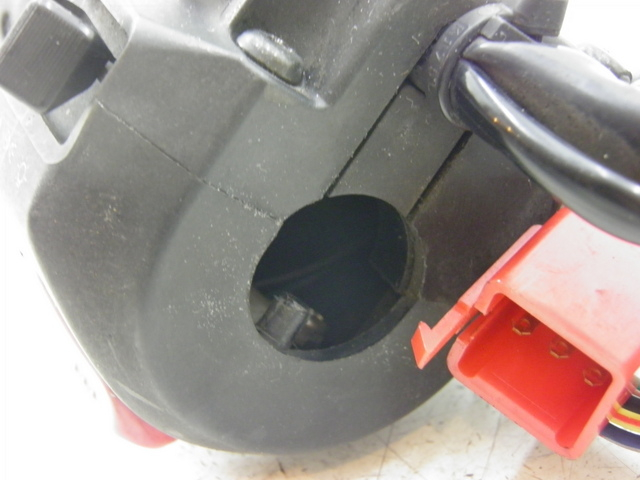 photo de COMMODO DROIT SYM GTS 125 (2005 - 2008)