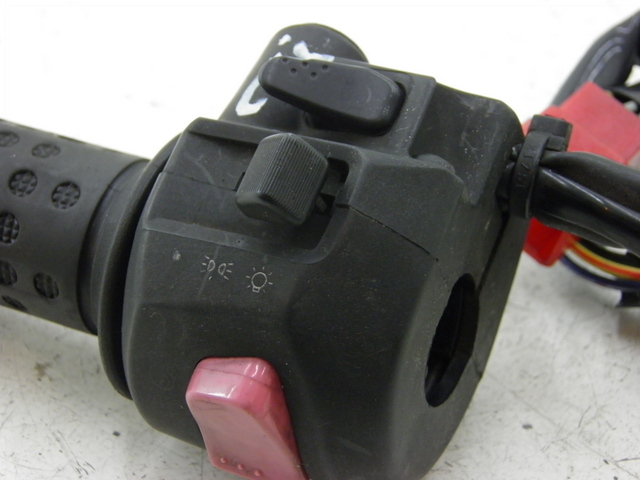 photo de COMMODO DROIT SYM GTS 125 (2005 - 2008)