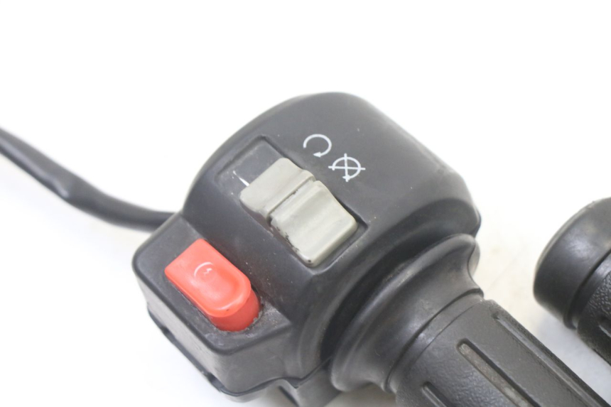 photo de COMMODO DROIT PEUGEOT V-CLIC VCLIC 50 (2007 - 2013)