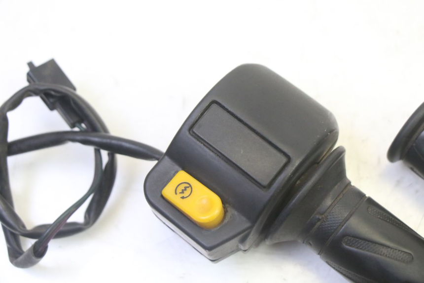 photo de COMMODO DROIT PEUGEOT VIVACITY NEW 2T 50 (2008 - 2017)