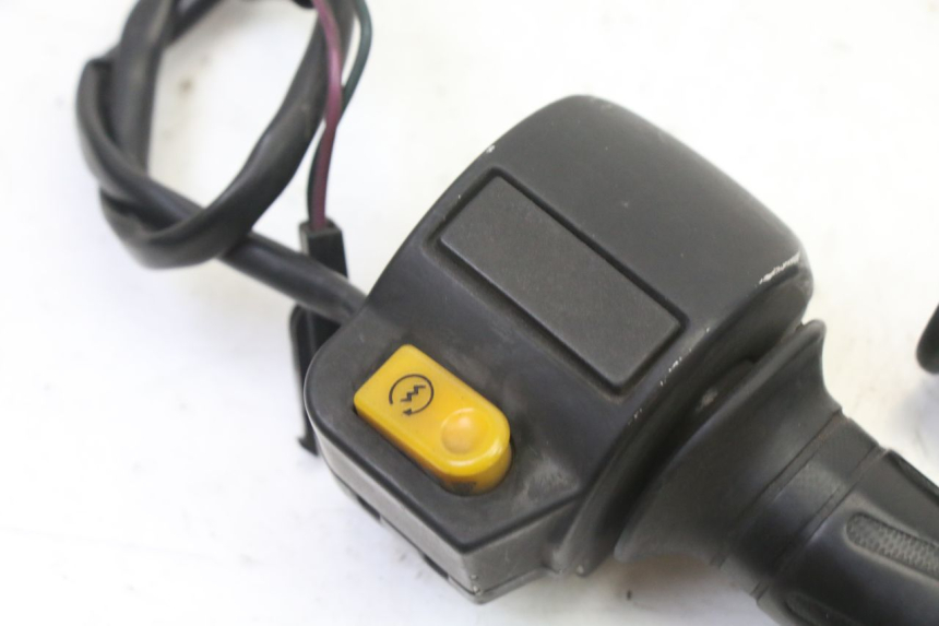 photo de COMMODO DROIT PEUGEOT VIVACITY NEW 4T 50 (2008 - 2017)