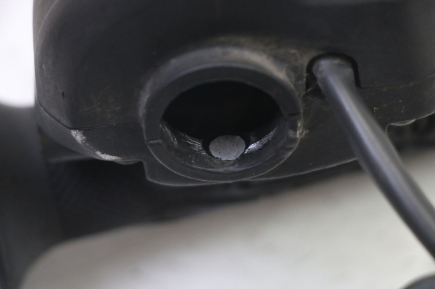 photo de COMMODO DROIT PEUGEOT VIVACITY 50 (2004 - 2009)