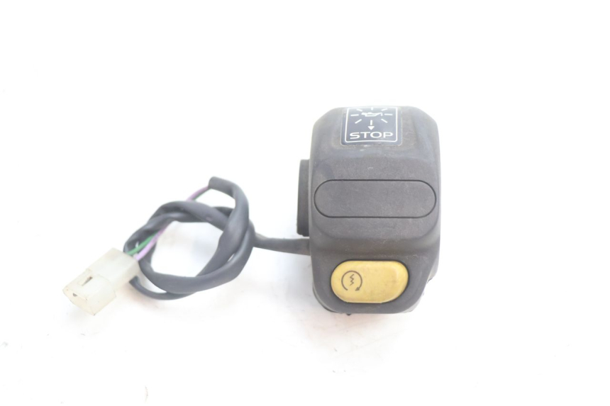 photo de COMMODO DROIT PEUGEOT VIVACITY 50 (2004 - 2009) - Vue principale