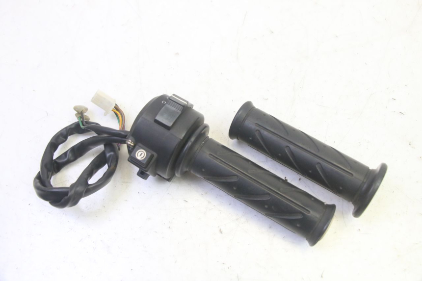 photo de COMMODO DROIT DAELIM VJ ROADWIN FI 125 (2008 - 2017) - Vue principale