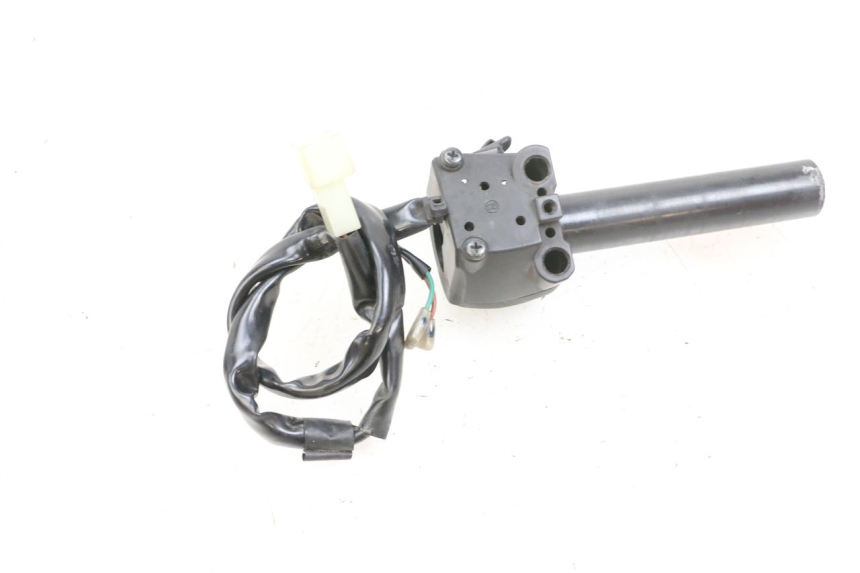 photo de COMMODO DROIT YAMAHA X-MAX XMAX 125 (2010 - 2014) - Vue d’ensemble