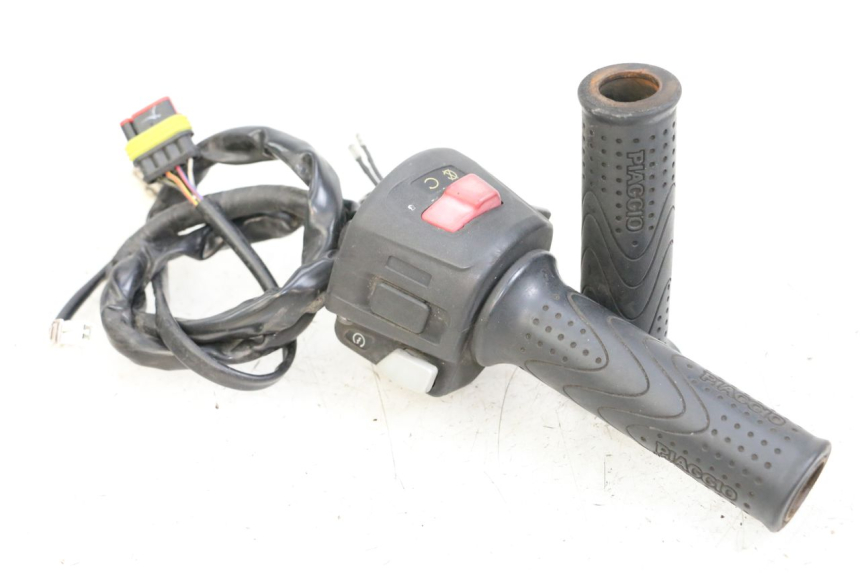photo de COMMODO DROIT PIAGGIO X10 125 (2012 - 2017)
