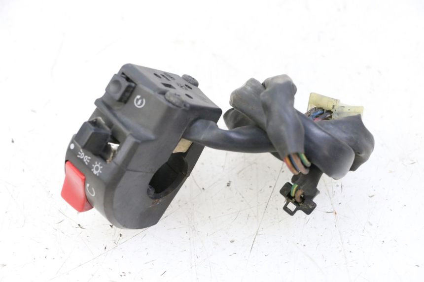 photo de COMMODO DROIT YAMAHA XJN DIVERSION 600 (2000 - 2003)