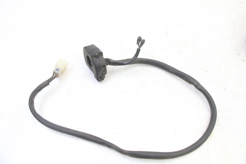 photo de COMMODO DROIT HONDA XLV VARADERO 125 (2000 - 2006)