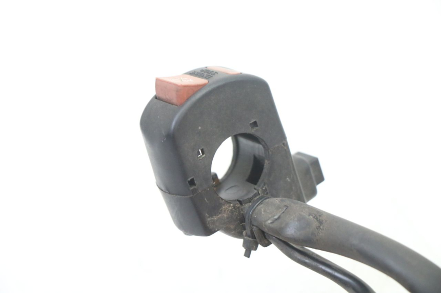 photo de COMMODO DROIT HONDA XLV VARADERO 125 (2000 - 2006)