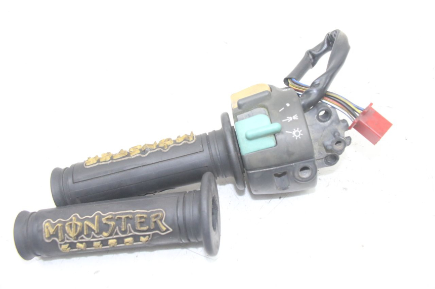 photo de COMMODO DROIT YAMAHA AEROX 50 (1997 - 2006)