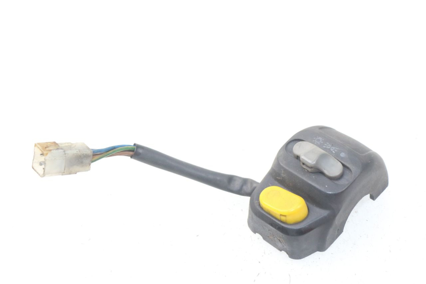 photo de COMMODO DROIT YAMAHA YP MAJESTY 125 (1998 - 2001)