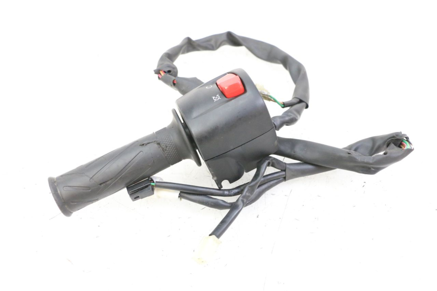 photo de COMMODO DROIT YAMAHA YP T-MAX TMAX 530 (2017 - 2020)
