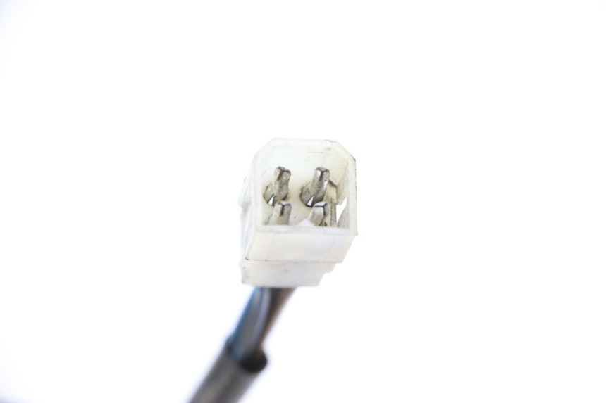 photo de COMMODO DROIT YAMAHA YP MAJESTY 125 (1998 - 2001) - Points de fixation