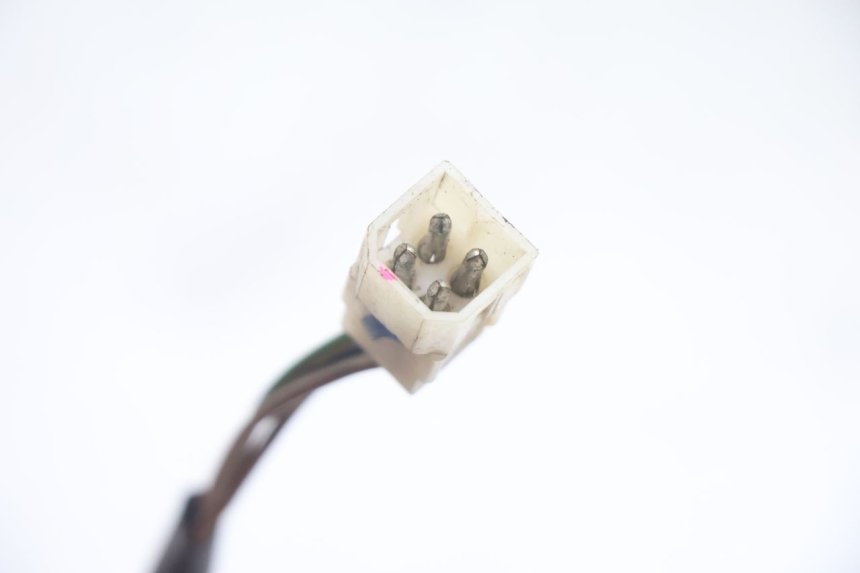 photo de COMMODO DROIT YAMAHA YP MAJESTY 125 (2002 - 2006) - Marquages et références