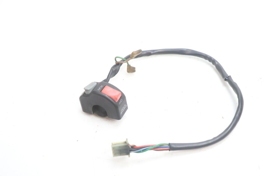 photo de COMMODO DROIT YAMAHA YZF R GENESIS 750 (1993 - 1998) - Autre angle de vue