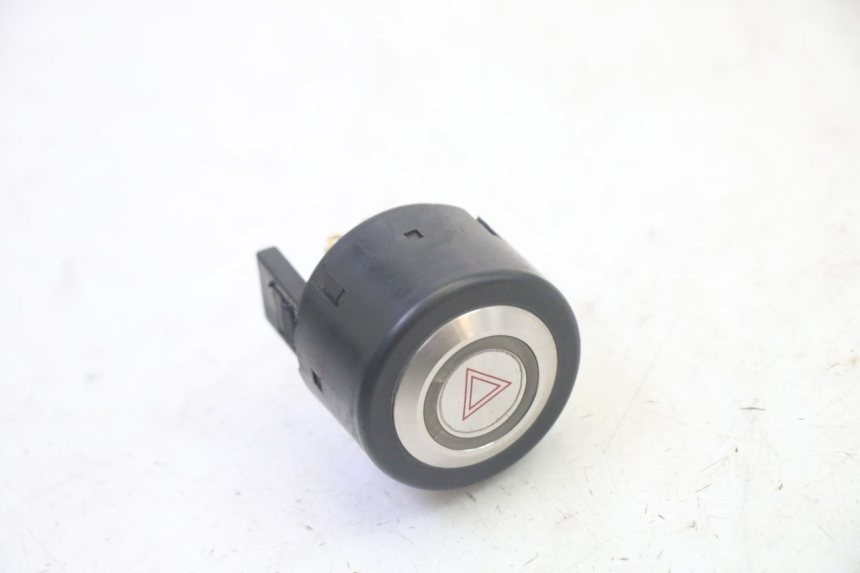 photo de COMMODO FEUX DETRESSE ADIVA AD3 300 (2014 - 2020)