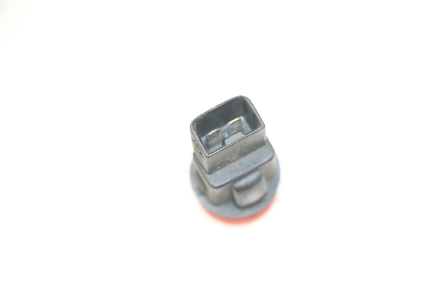 photo de COMMODO FEUX DETRESSE PIAGGIO MP3 LT 300 (2010 - 2016)