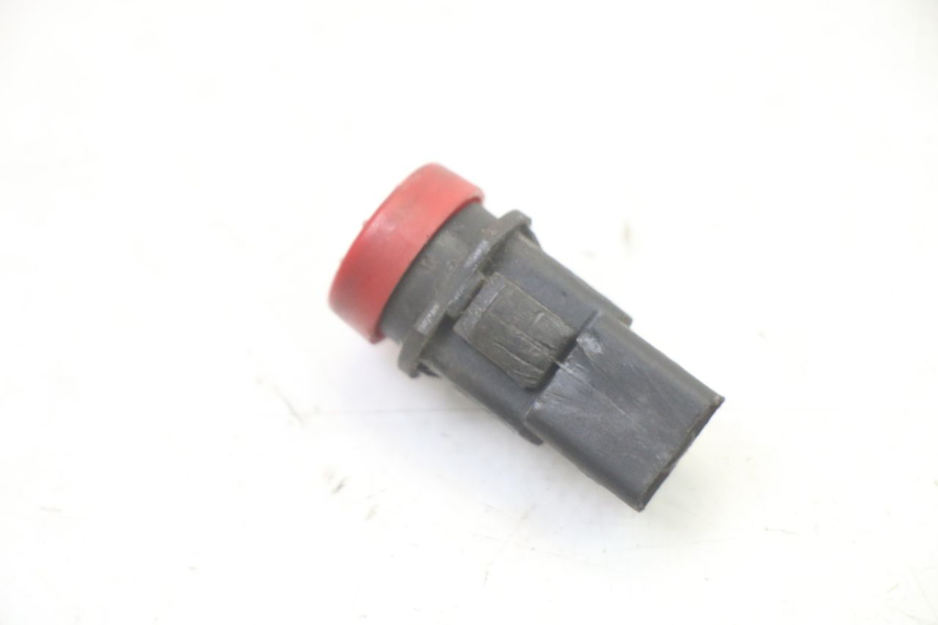 photo de COMMODO FEUX DETRESSE PIAGGIO MP3 500 (2011 - 2015)