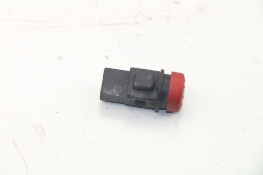 photo de COMMODO FEUX DETRESSE PIAGGIO LIBERTY 2T 50 (2009 - 2013)