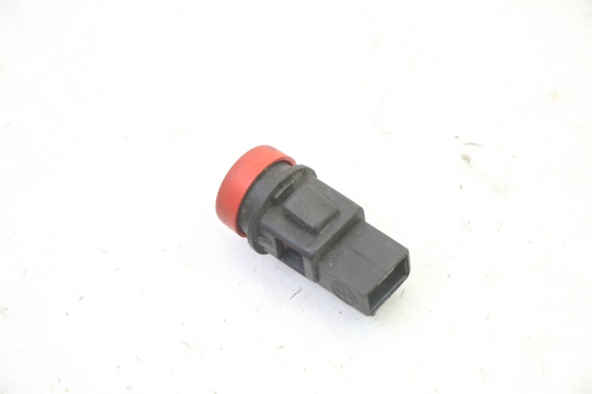photo de COMMODO FEUX DETRESSE PIAGGIO X9 EVOLUTION 125 (2003 - 2007)