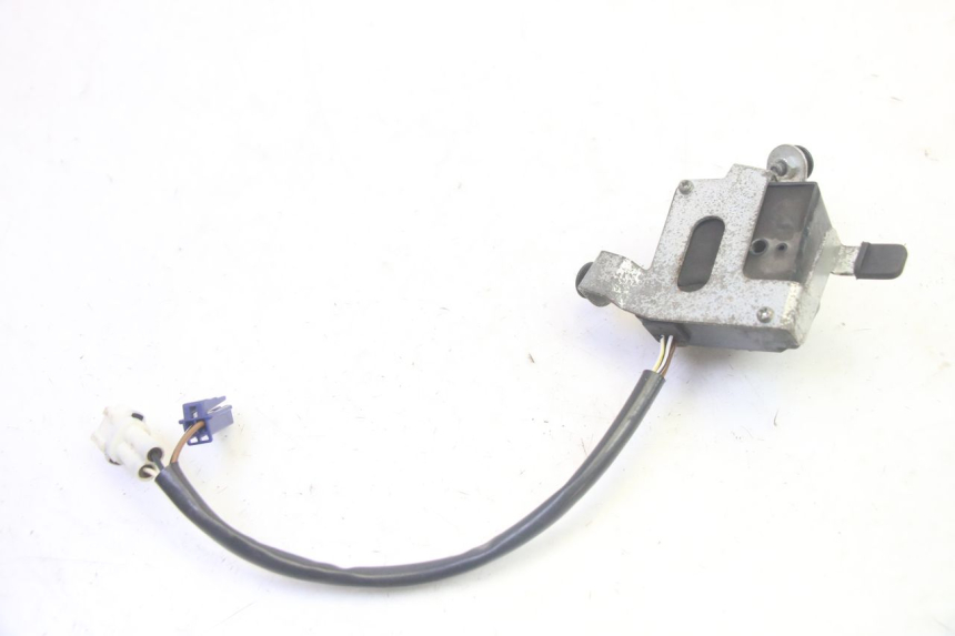 photo de COMMODO YAMAHA FJR ABS 1300 (2006 - 2012) - Gros plan technique