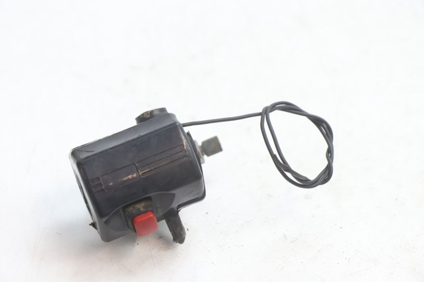 photo de COMMODO GAUCHE PEUGEOT 103 SPX CLIP 50 (1989 - 1992) - Zoom état d’usage
