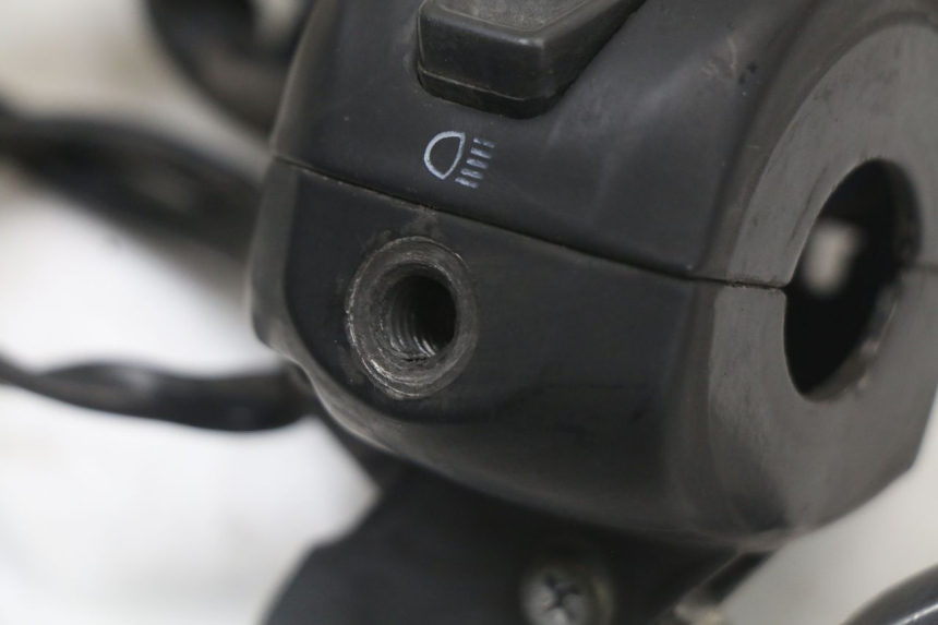 photo de Left handlebar switch BEELINE VELOCE 4T 50 (2011 - 2020)