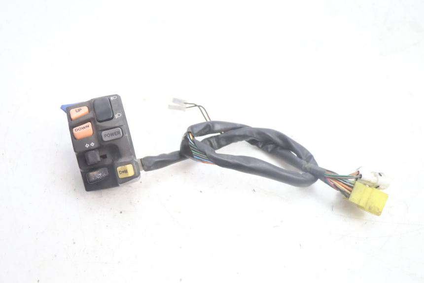 photo de COMMODO GAUCHE SUZUKI BURGMAN EXECUTIVE ABS 650 (2006 - 2012) - Vue principale