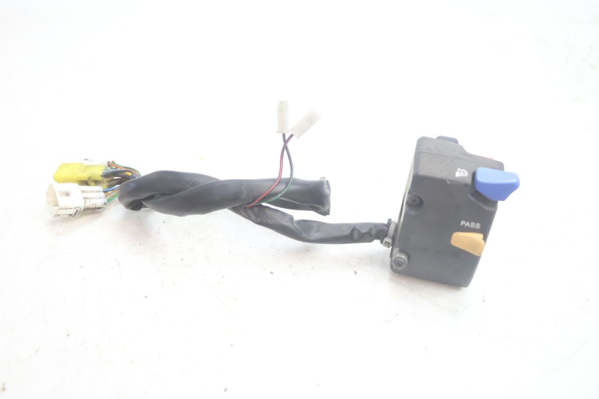photo de COMMODO GAUCHE SUZUKI BURGMAN EXECUTIVE ABS 650 (2006 - 2012) - Autre angle de vue