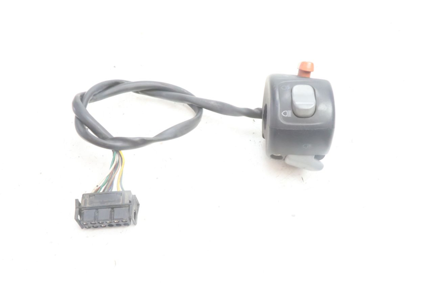 photo de COMMODO GAUCHE BMW C1 125 (2000 - 2003) - Autre angle de vue