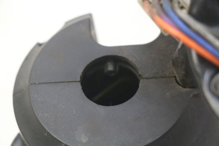 photo de COMMODO GAUCHE PEUGEOT CITYSTAR 125 (2011 - 2017)